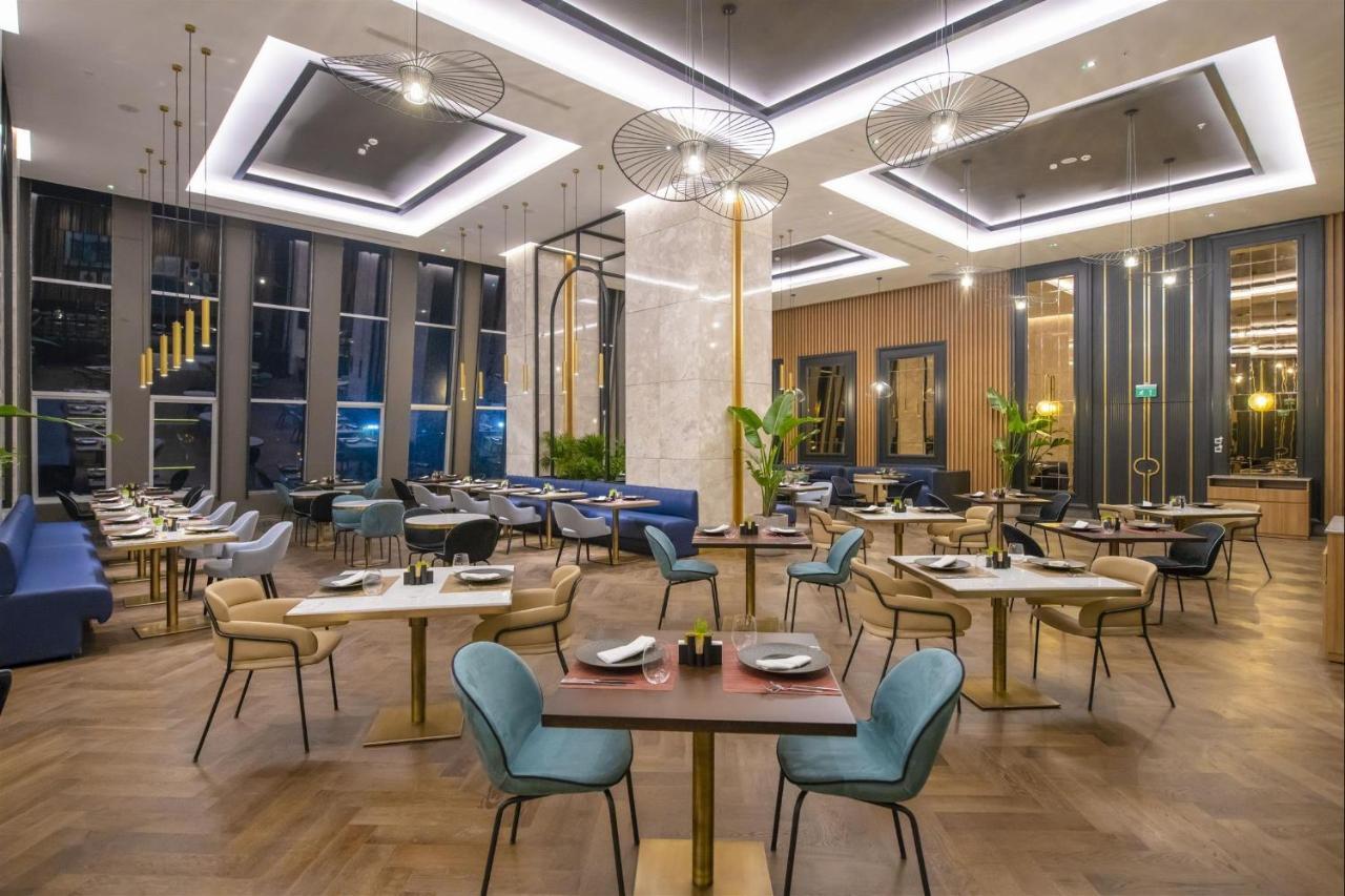 Crowne Plaza By Ihg